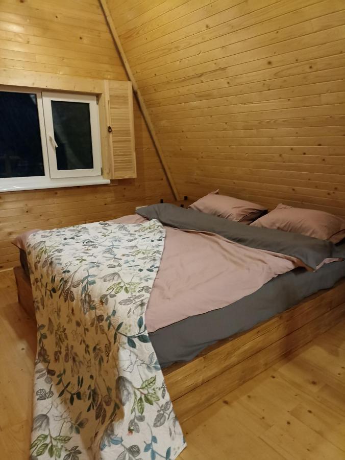 Sadyba Lileya Verkhovyna Luaran gambar